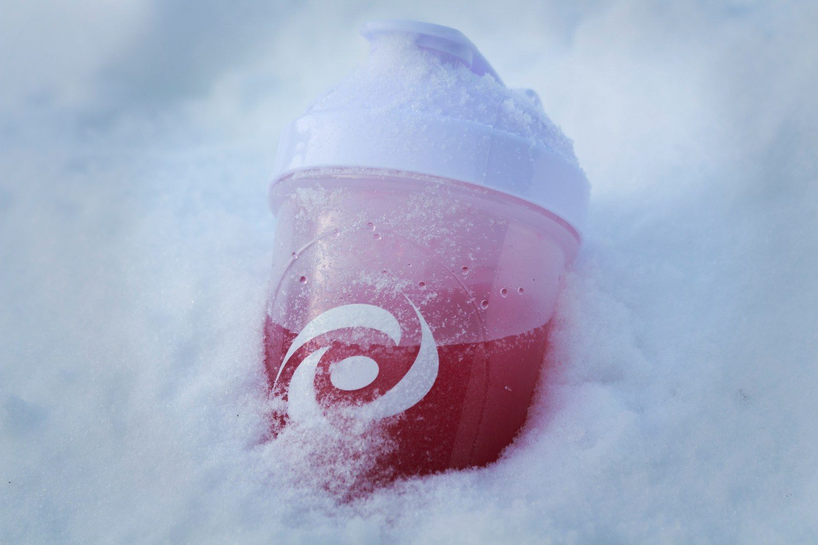 Kunder med slush ice ved udendørs servering